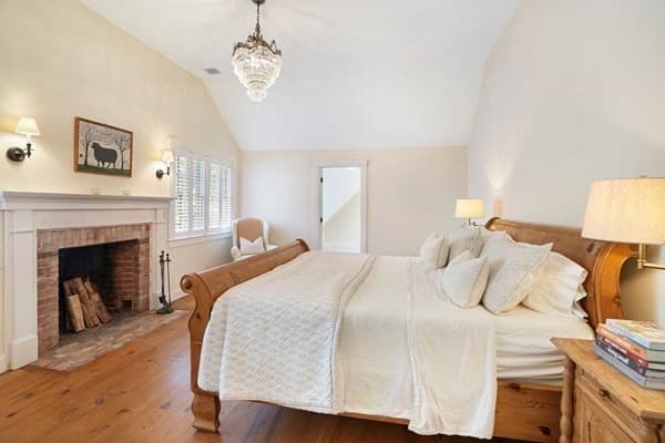 Single Family Residence at 53 Stoney Hill Rd, West Tisbury MA 02575, photo 17 of 41