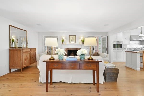 Single Family Residence at 53 Stoney Hill Rd, West Tisbury MA 02575, photo 4 of 41