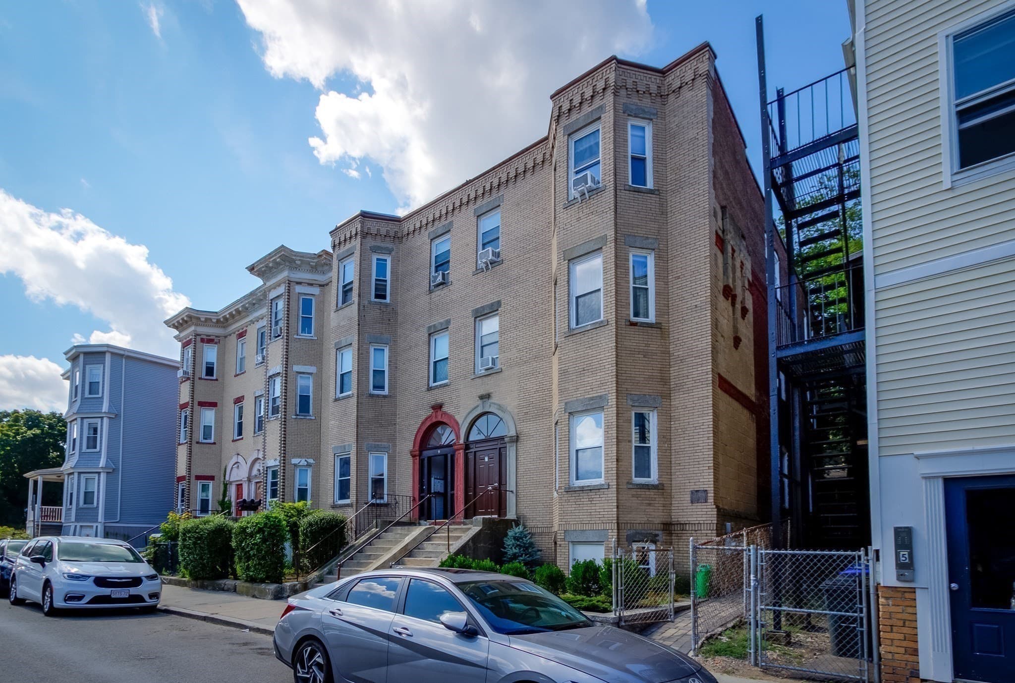 3 Family at 9 Forbes St, Boston MA 02130, photo 4 of 28