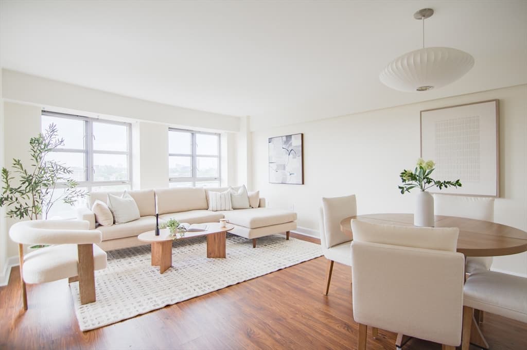 931 Massachusetts Ave # 902, Cambridge MA 02139 photo 2