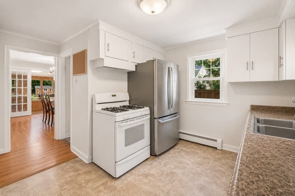 34 Lake Sargent Dr, Leicester MA 01524 photo 9