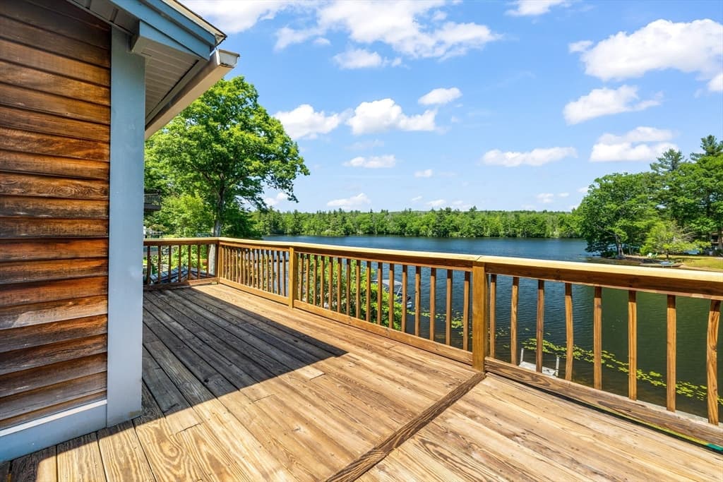 34 Lake Sargent Dr, Leicester MA 01524 photo 4