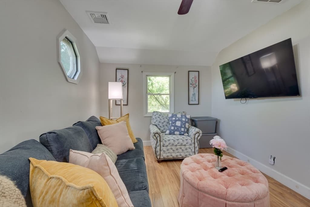 Condominium at 254 Lakeside Road # 254, Hanson MA 02341, Hanson, photo 10 of 42
