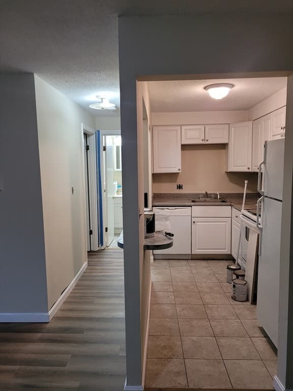 Condominium at 180 Main St # A1, Bridgewater MA 02324, Bridgewater, photo 2 of 9