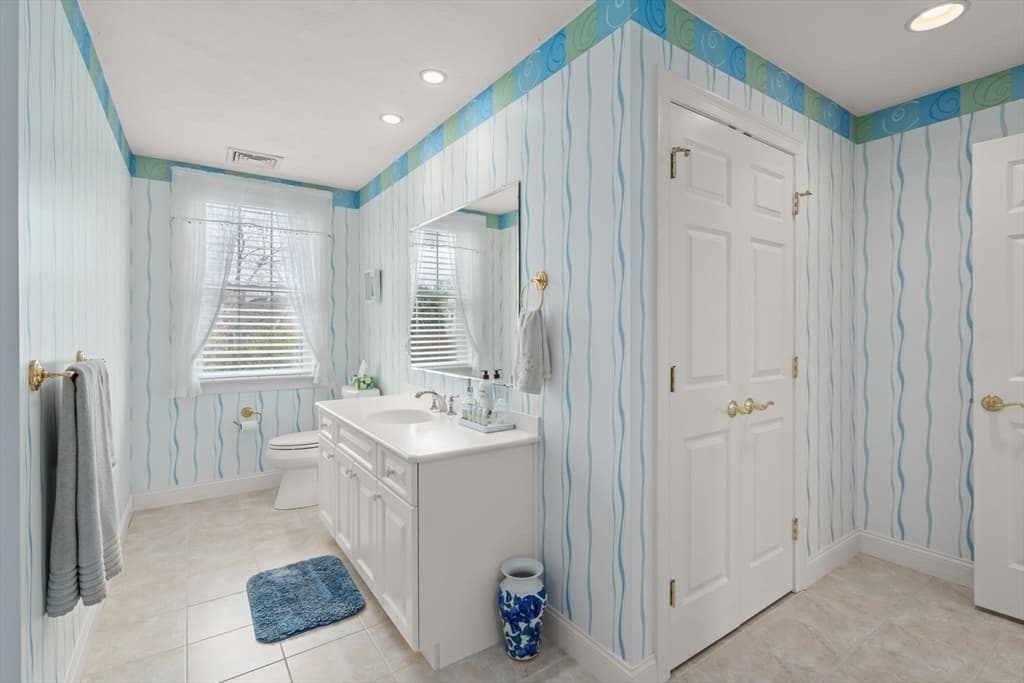 Condominium at 60 Caldwell Farm Rd # 60, Newbury MA 01922, Newbury, photo 27 of 40