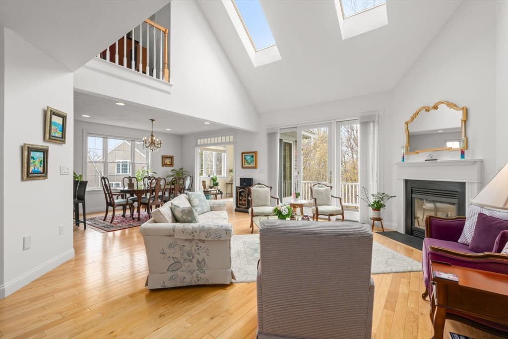 Condominium at 60 Caldwell Farm Rd # 60, Newbury MA 01922, Newbury, photo 5 of 40