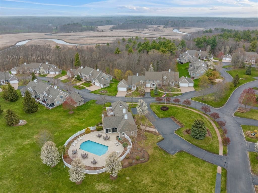 Condominium at 60 Caldwell Farm Rd # 60, Newbury MA 01922, Newbury, photo 35 of 40