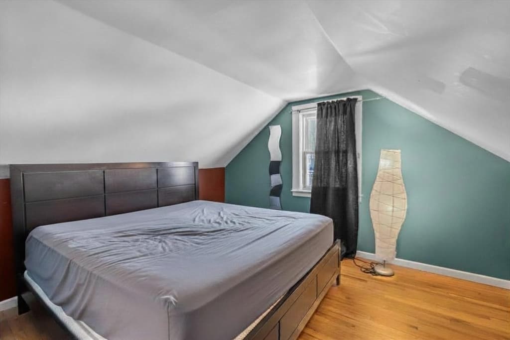 Single Family Residence at 19 Annette St, Pawtucket RI 02861, photo 21 of 36