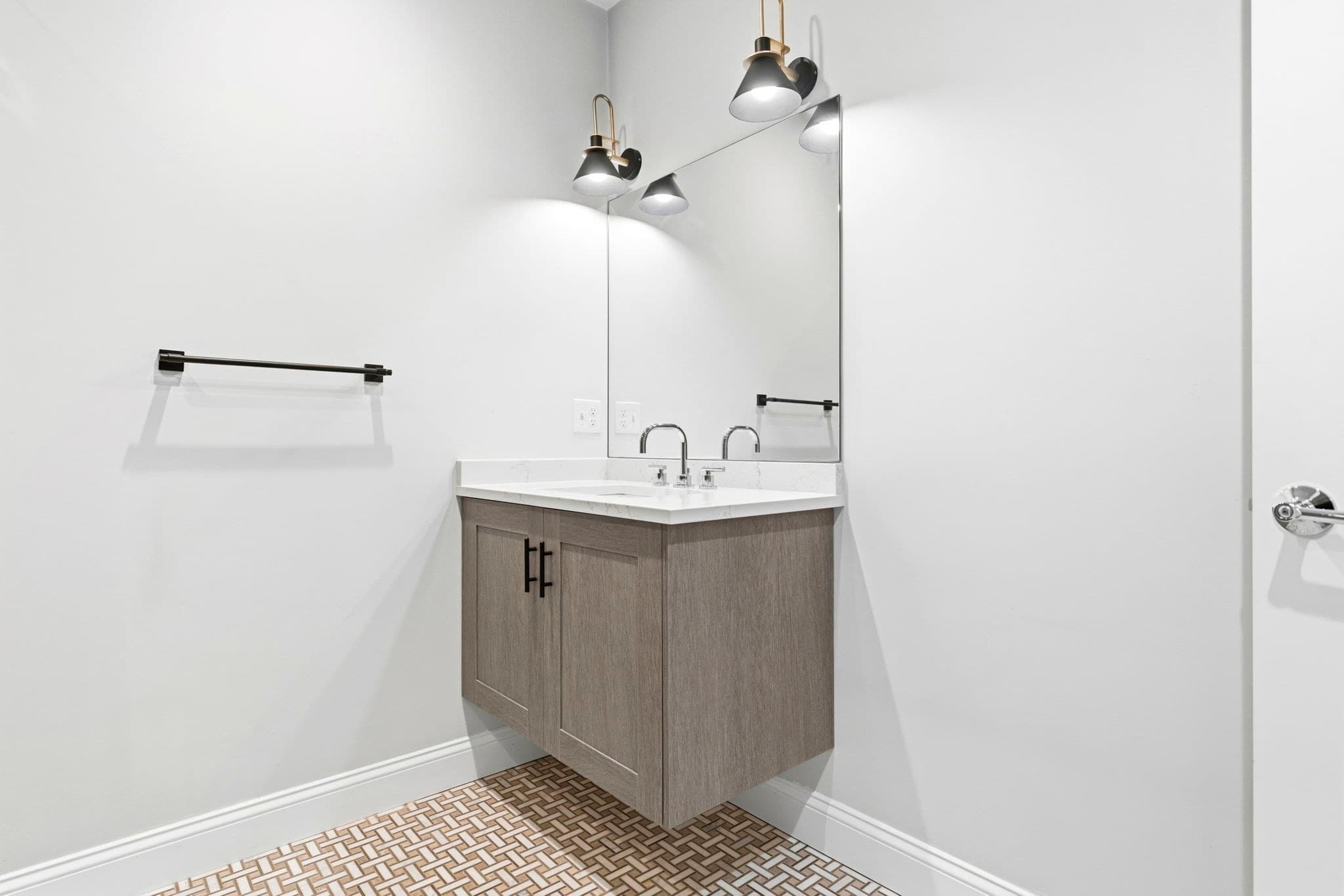 Condominium at 40 Westmoreland St # 2, Boston MA 02124, Boston, photo 17 of 23