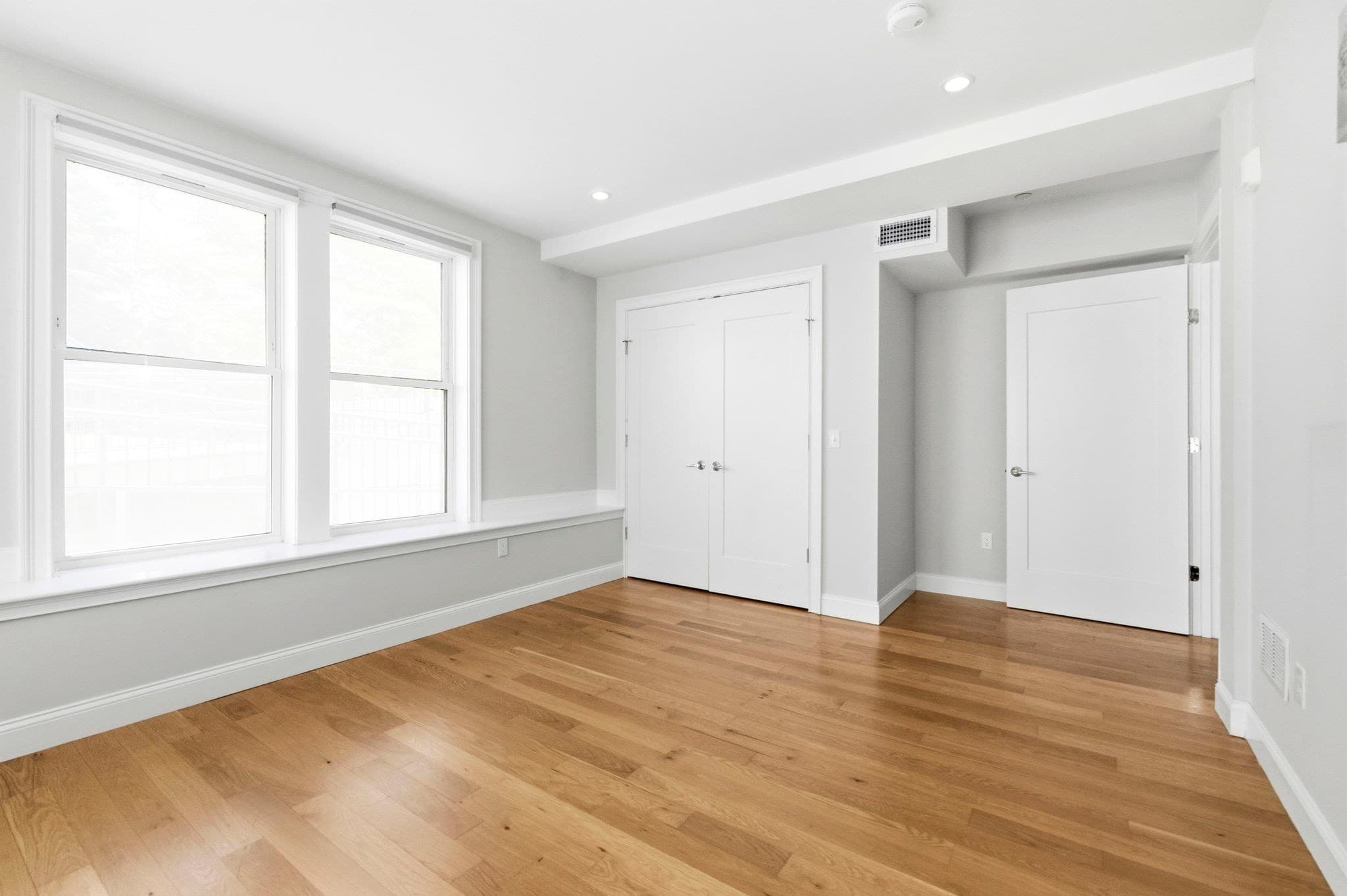 Condominium at 40 Westmoreland St # 2, Boston MA 02124, Boston, photo 12 of 23