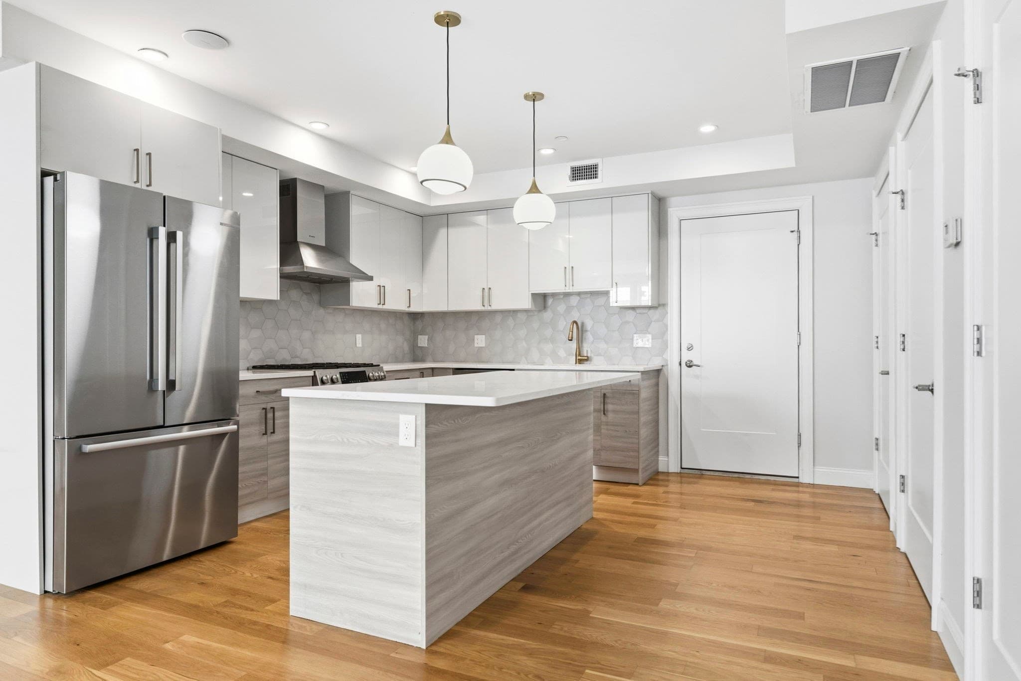 Condominium at 40 Westmoreland St # 2, Boston MA 02124, Boston, photo 5 of 23