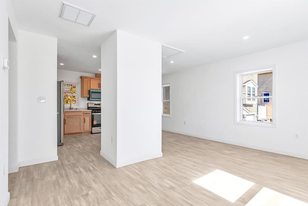 70 Marston Street, Lawrence MA 01841 photo 30