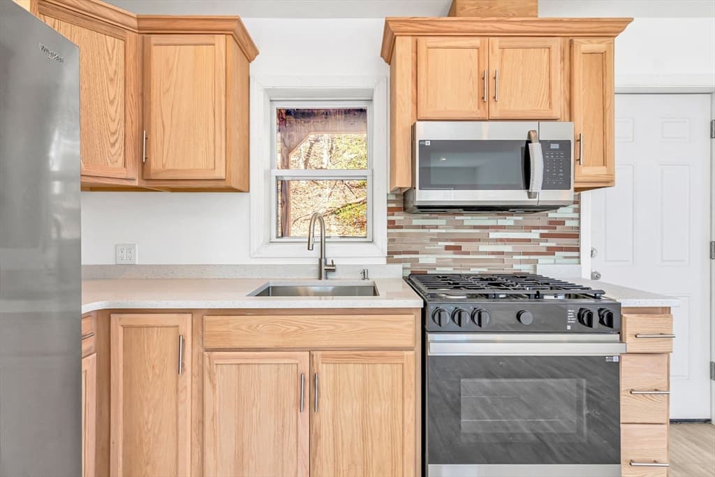 70 Marston Street, Lawrence MA 01841 photo 18