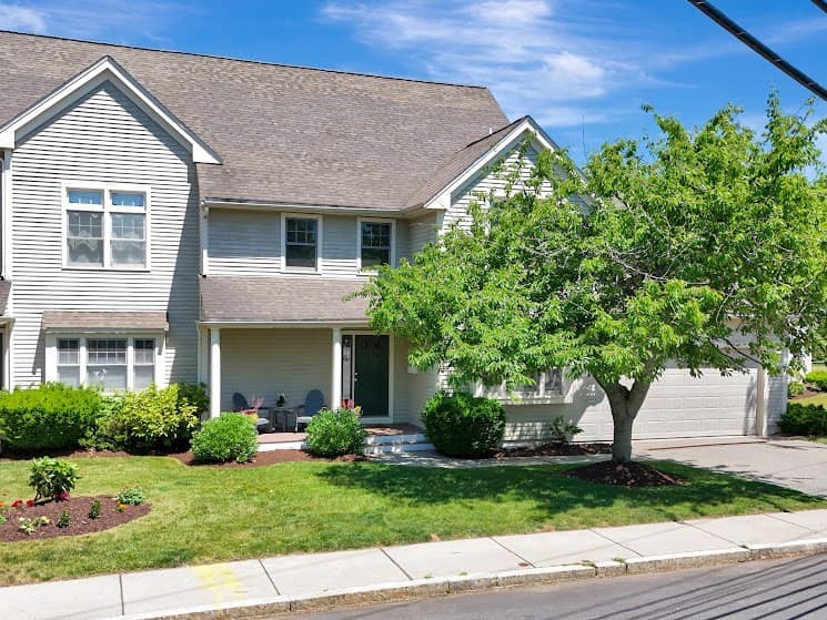 13 Green St, Newton MA 02458