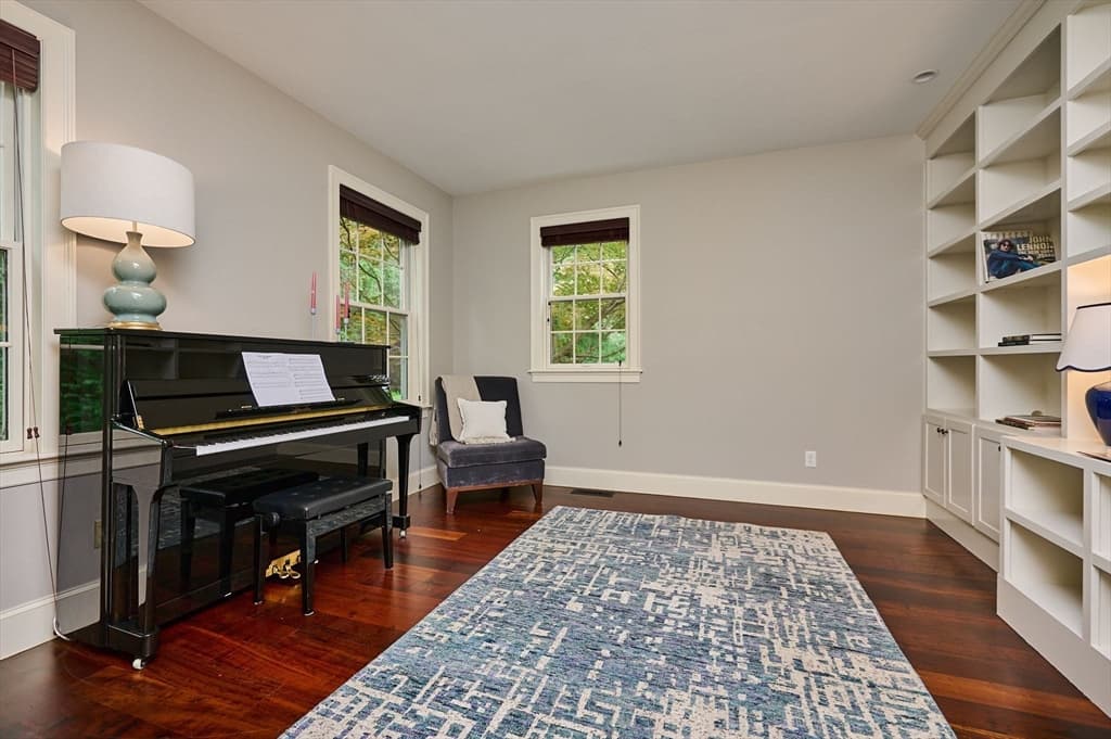 46 Sovereign Way, Northampton MA 01062 photo 15