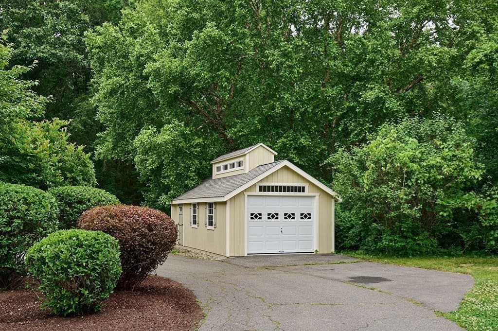 46 Sovereign Way, Northampton MA 01062 photo 40