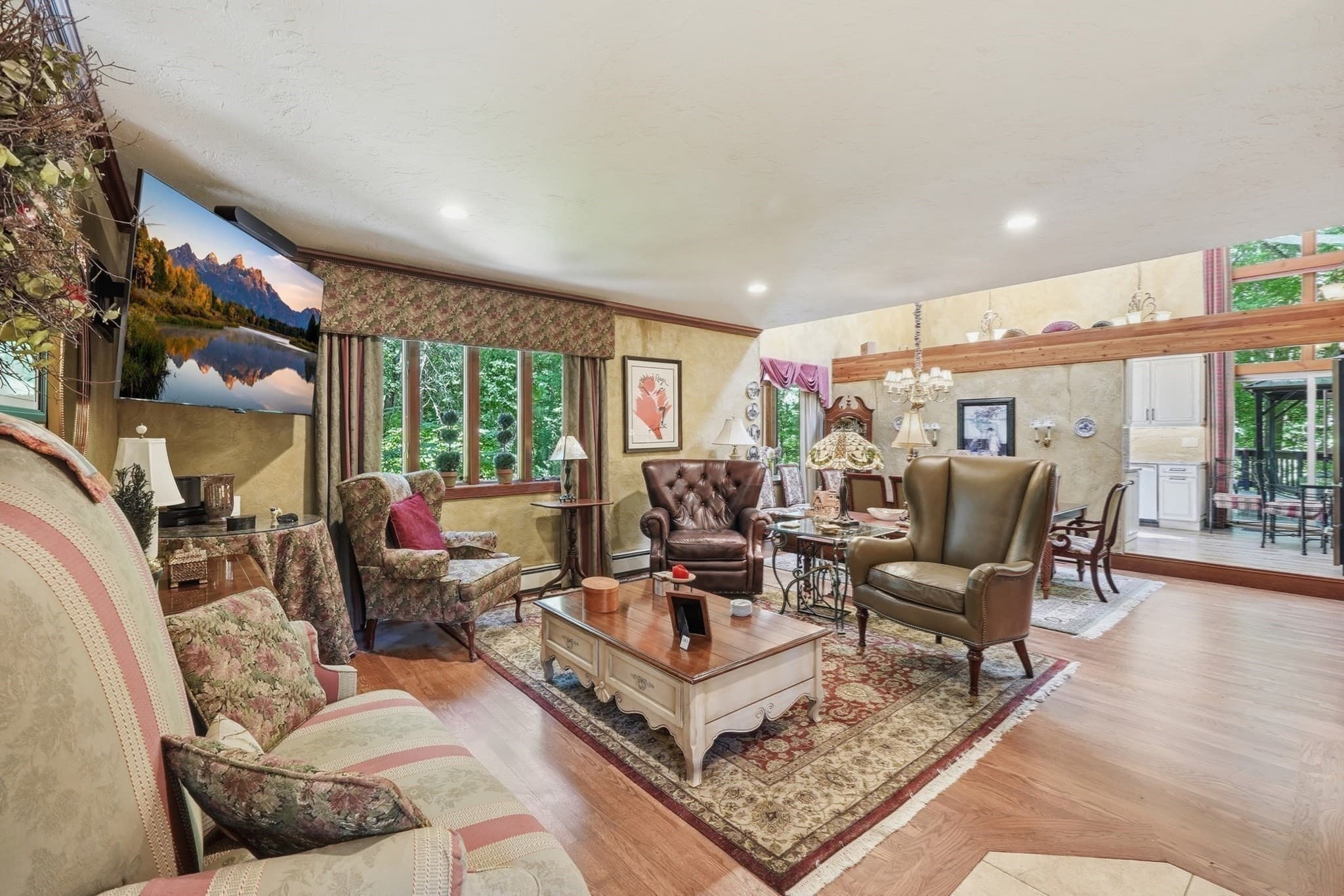 Single Family Residence at 41 Apple Rd, Brimfield MA 01010, Brimfield, photo 5 of 38