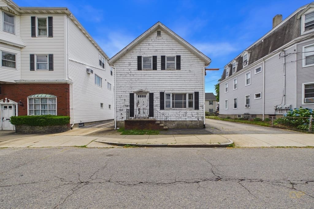 1395-1405 N Main St, Fall River MA 02720 photo 3