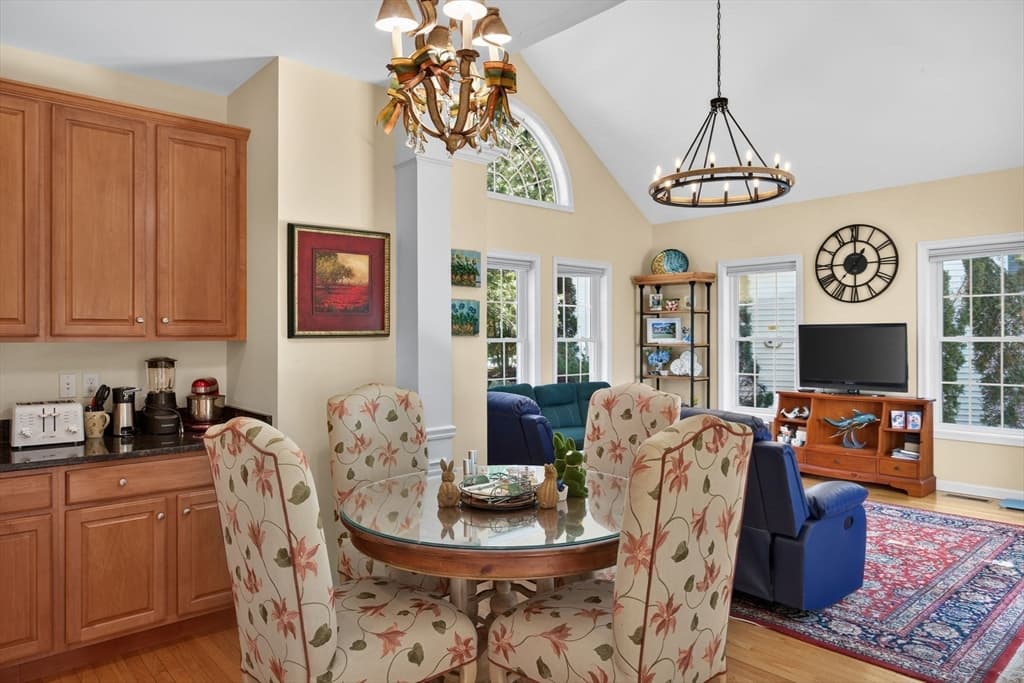 Single Family Residence at 22 Picket Fence, Plymouth MA 02360, photo 19 of 38