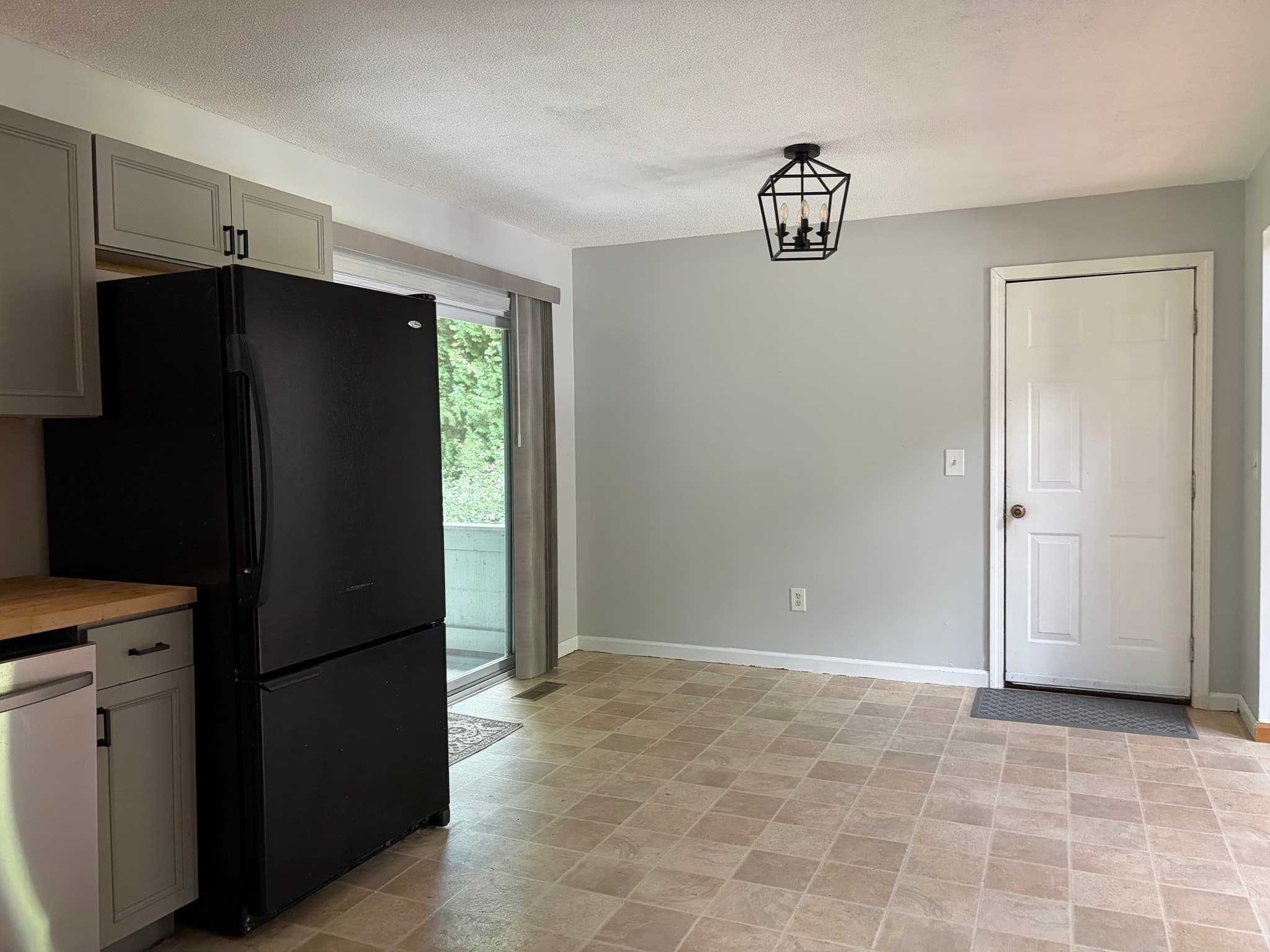 Single Family Residence at 16 Clark, Belchertown MA 01700, photo 4 of 36