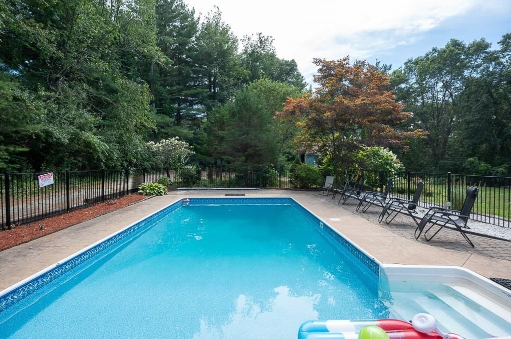 6 Marlboro Dr, Leicester MA 01524 photo 36