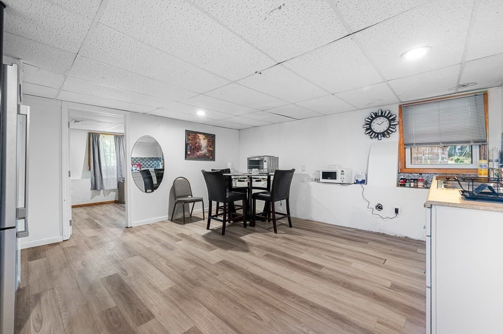6 Marlboro Dr, Leicester MA 01524 photo 28