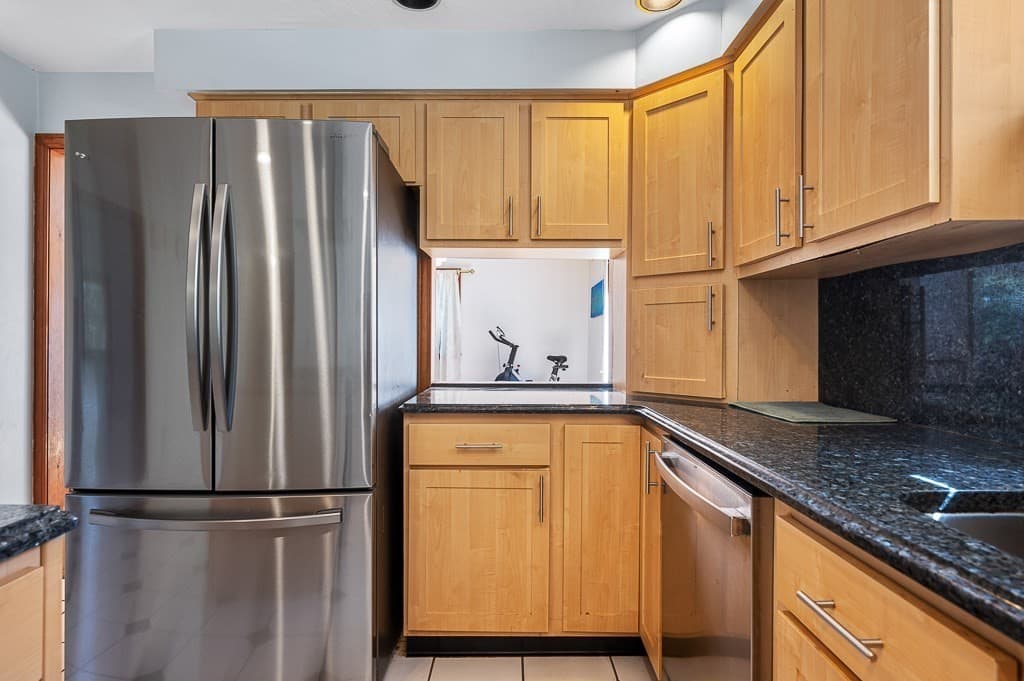 6 Marlboro Dr, Leicester MA 01524 photo 9