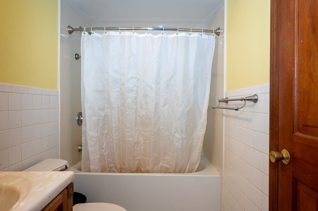 6 Marlboro Dr, Leicester MA 01524 photo 24