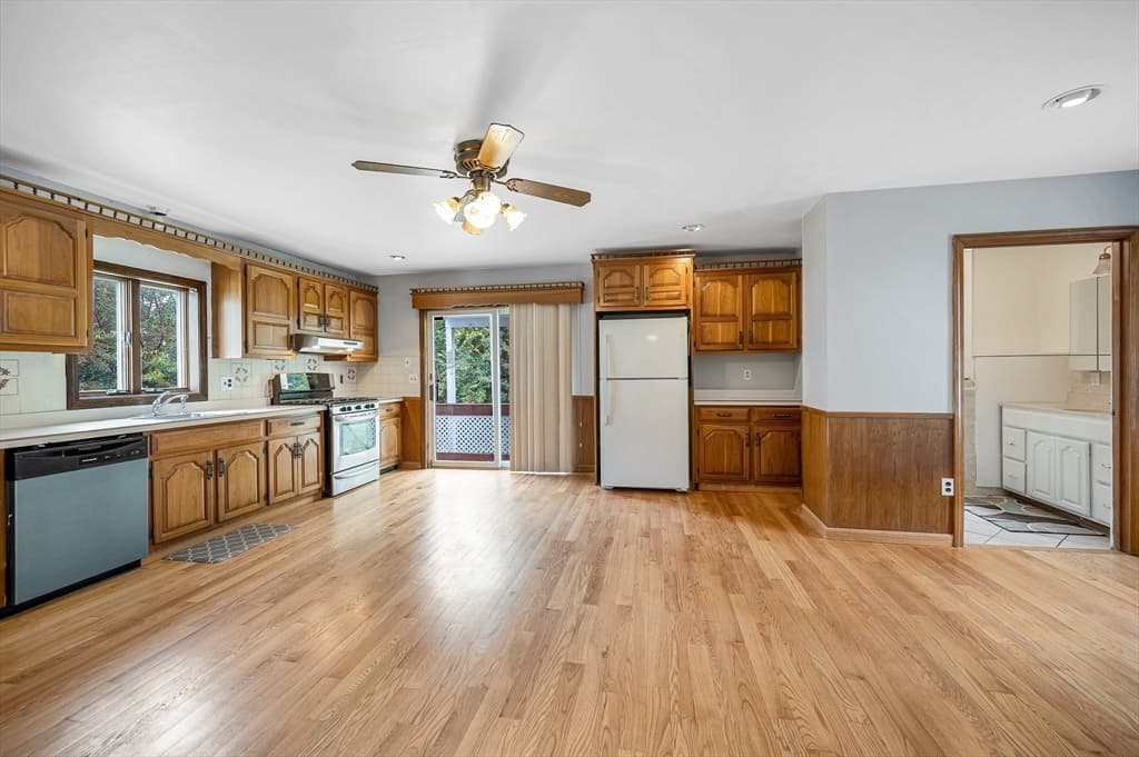 50 Wentworth Avenue, Lowell MA 01852 photo 15