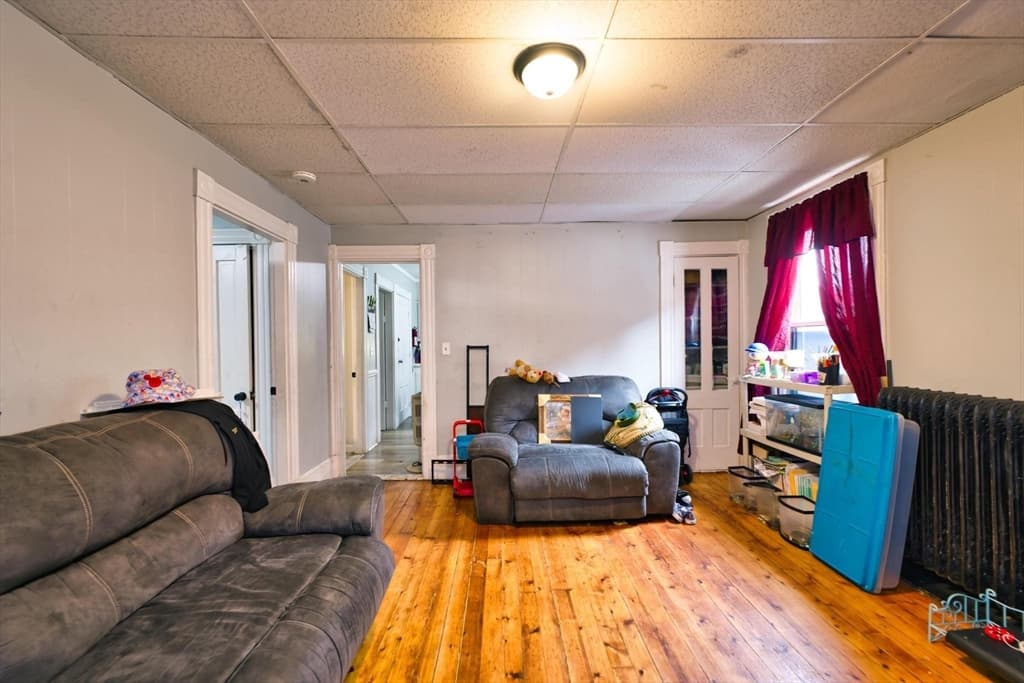 3 Family at 324 Cottage St, New Bedford MA 02740, photo 11 of 42