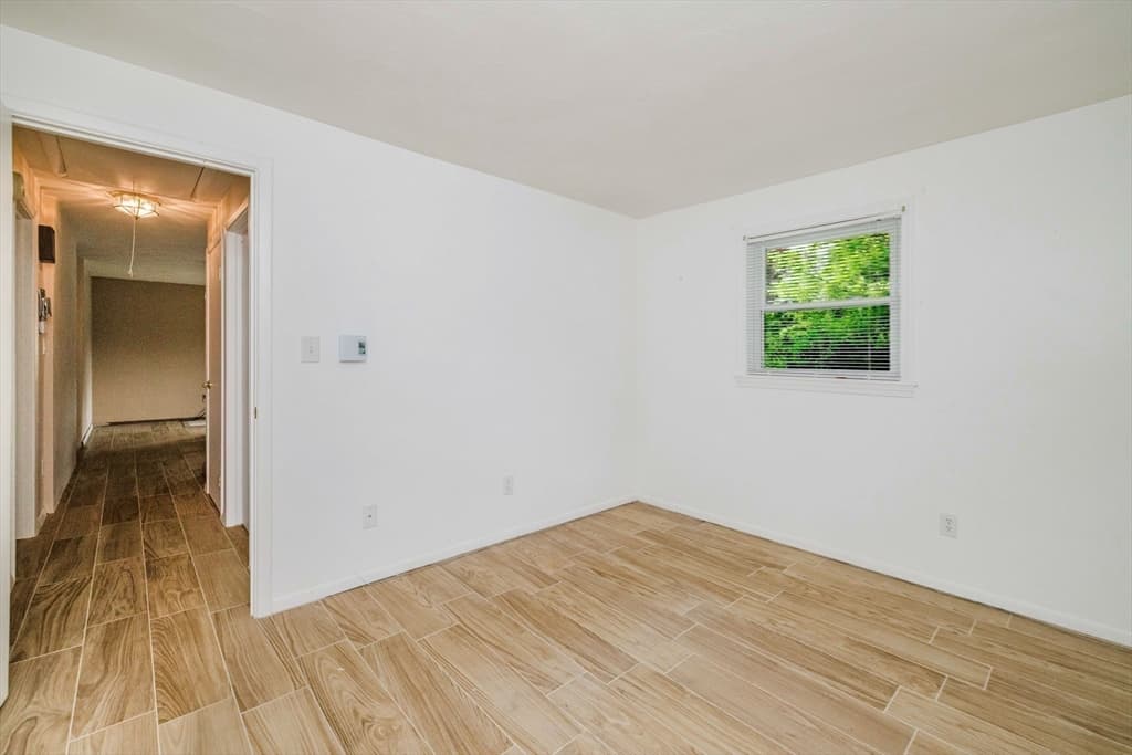 362 Hovenden Ave, Brockton MA 02302 photo 17