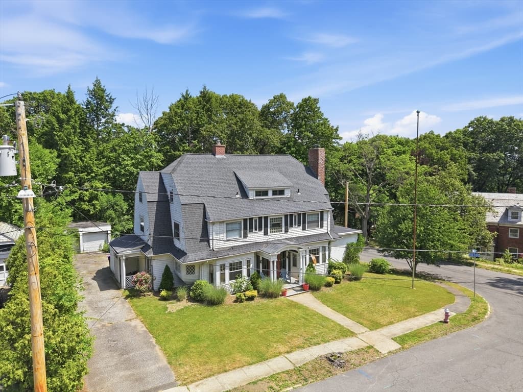Single Family Residence at 45 Yale St, Holyoke MA 01040, Holyoke, photo 5 of 31