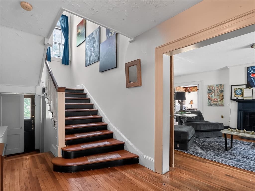 Single Family Residence at 45 Yale St, Holyoke MA 01040, Holyoke, photo 10 of 31