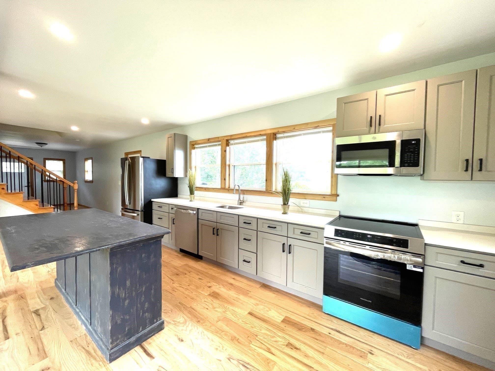 Single Family Residence at 178 Shore Rd, East Brookfield MA 01515, East Brookfield, photo 12 of 32