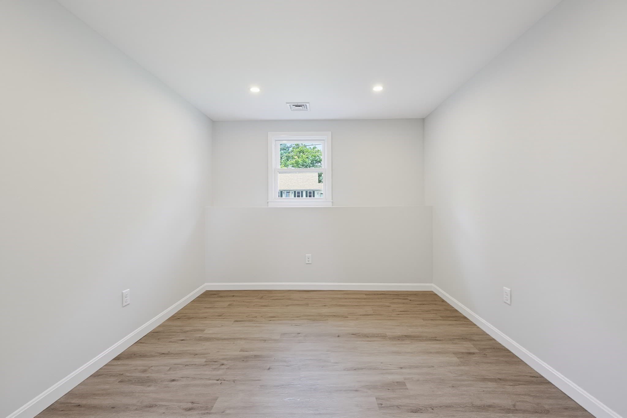 Single Family Residence at 84 Scotland St, West Bridgewater MA 02379, West Bridgewater, photo 35 of 36