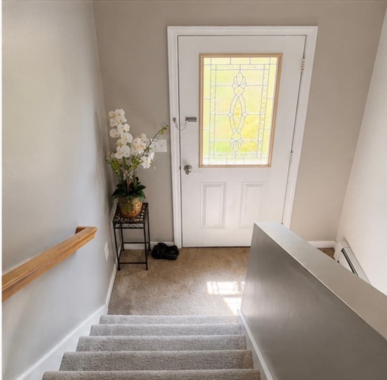 Single Family Residence at 172 Pratt St, Fitchburg MA 01420, photo 13 of 30
