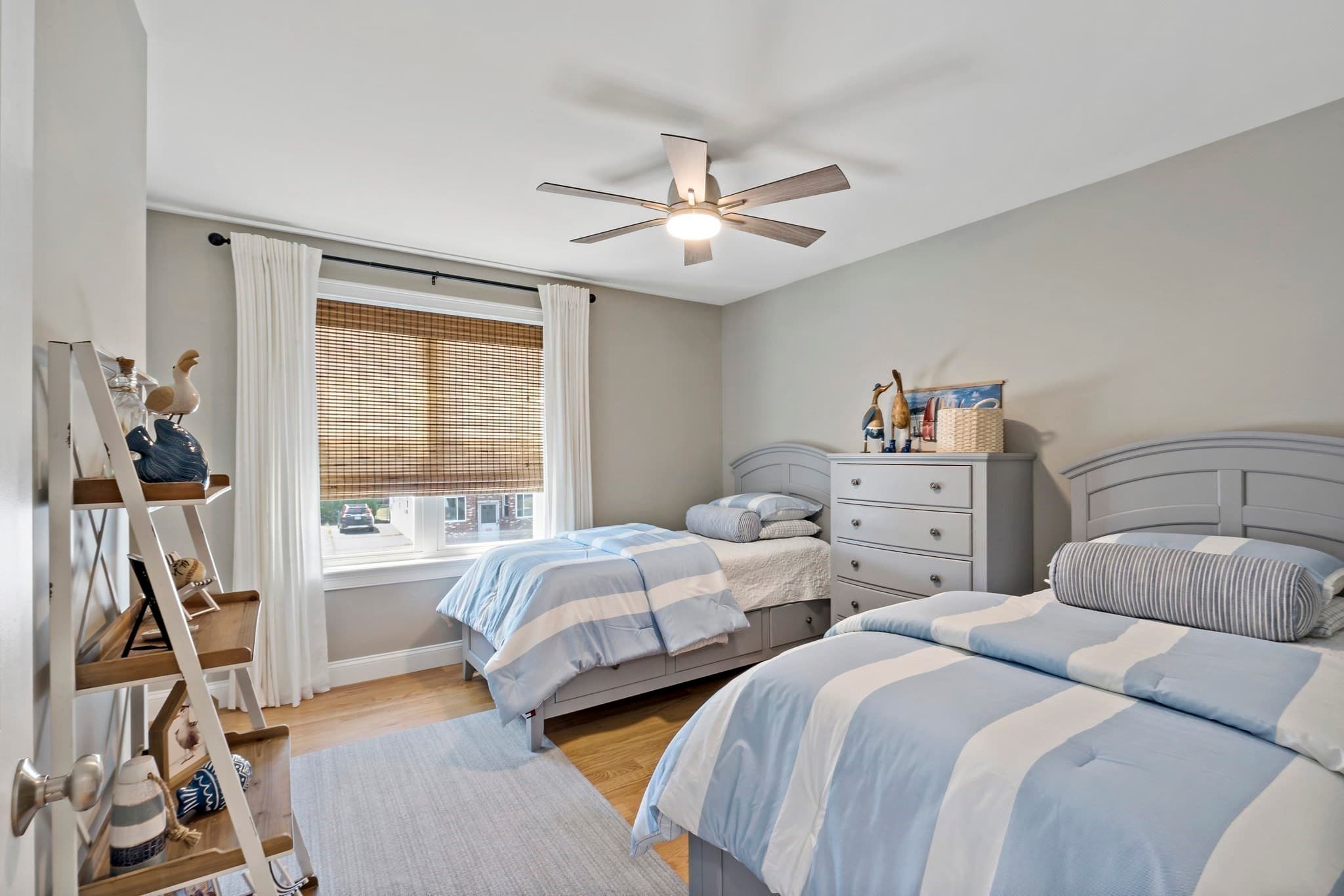 Single Family Residence at 670 Bay St, Fall River MA 02724, Fall River, photo 23 of 42