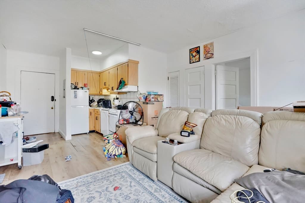 140 Chestnut St # 818, Springfield MA 01103 photo 19
