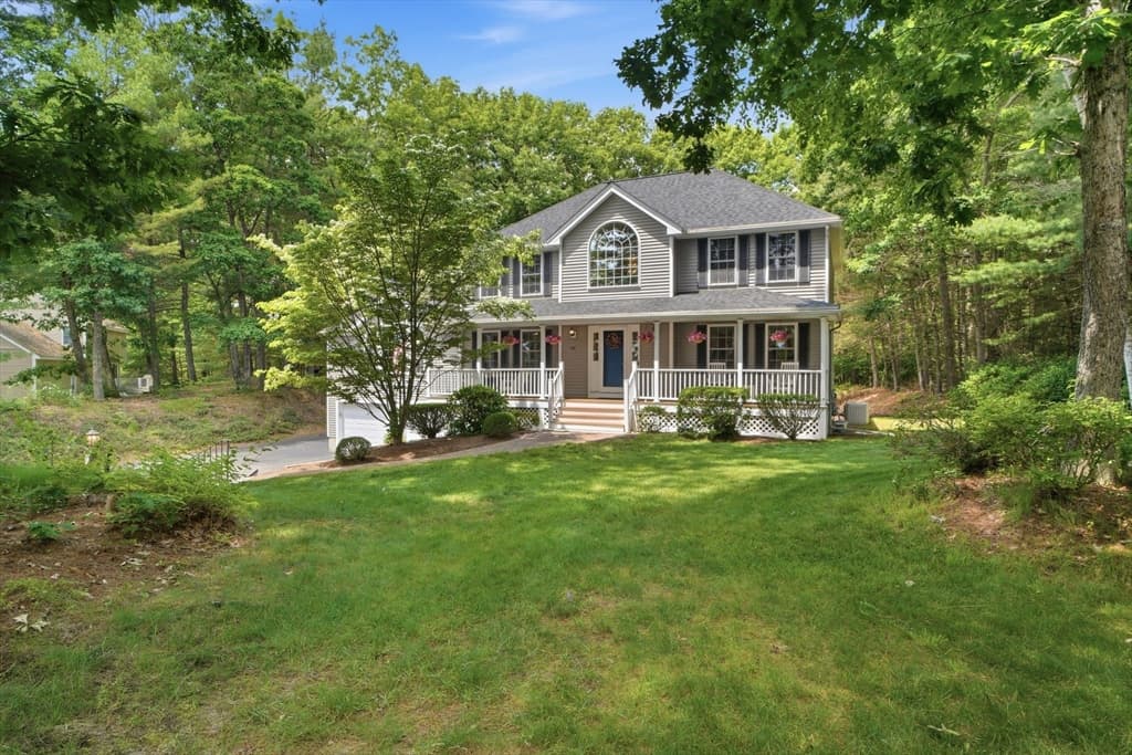 20 Emerald St, Tyngsborough MA 01879 photo 13