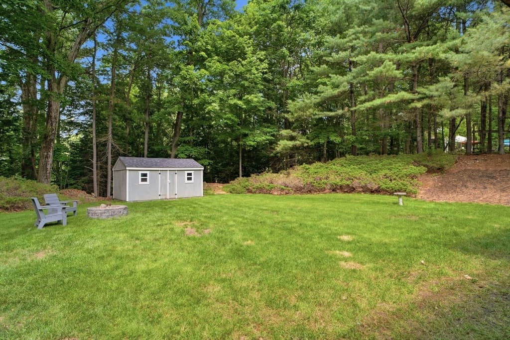 20 Emerald St, Tyngsborough MA 01879 photo 11