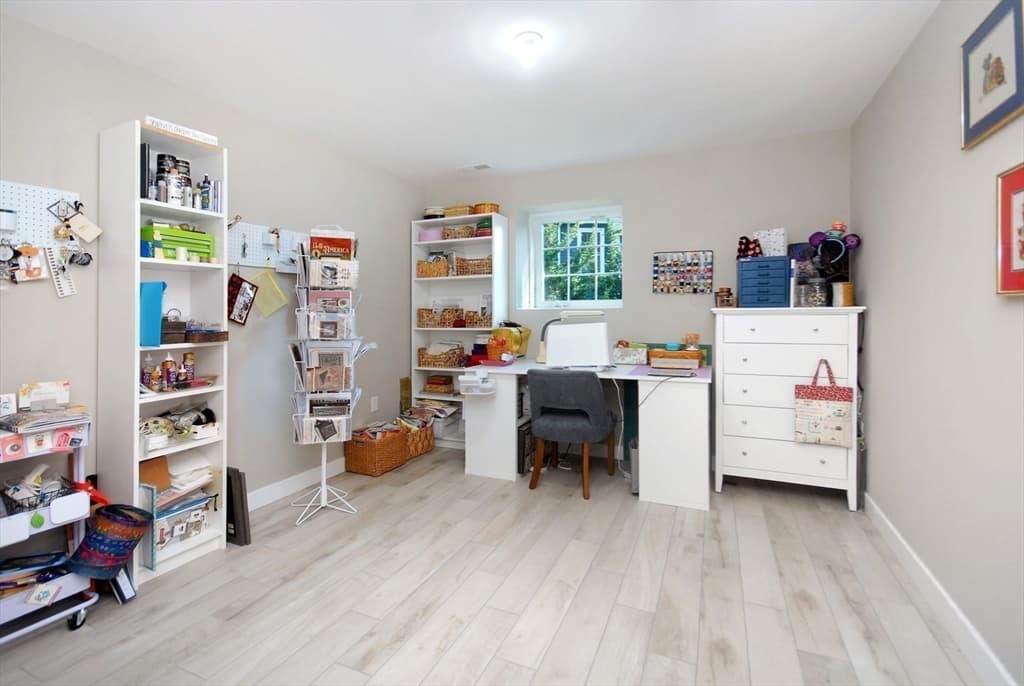 Condominium at 25 Black Horse Pl # 25, Concord MA 01742, Concord, photo 14 of 36