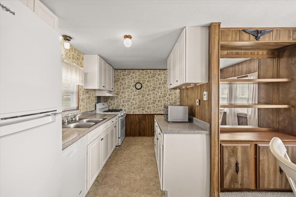 8 Thayer Dr, Taunton MA 02780 photo 15