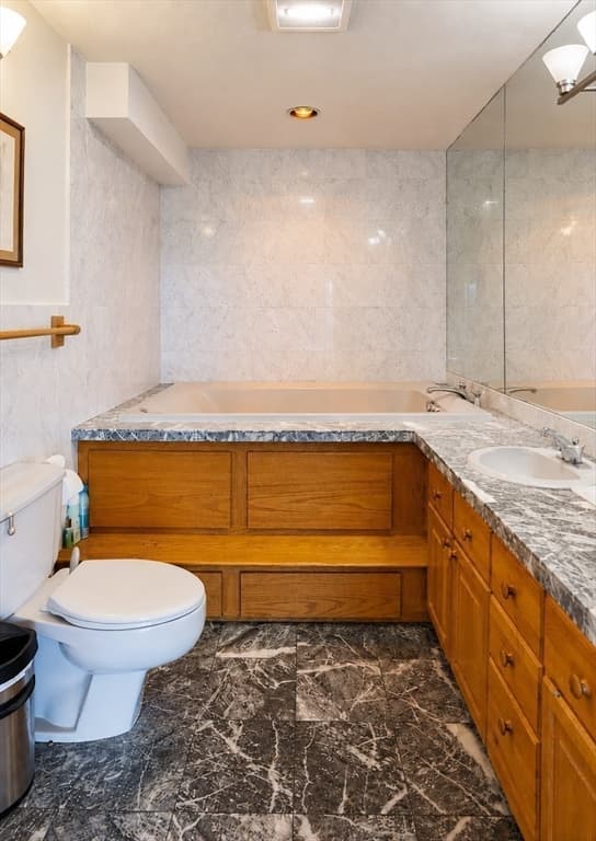 Condominium at 199 Coolidge Ave # 515, Watertown MA 02472, photo 12 of 16