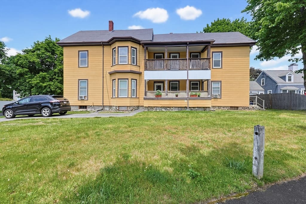 9 Elm St, Melrose MA 02176 photo 2