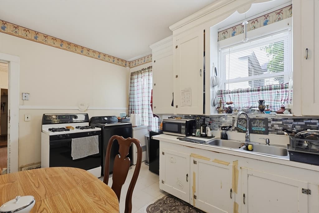 9 Elm St, Melrose MA 02176 photo 7