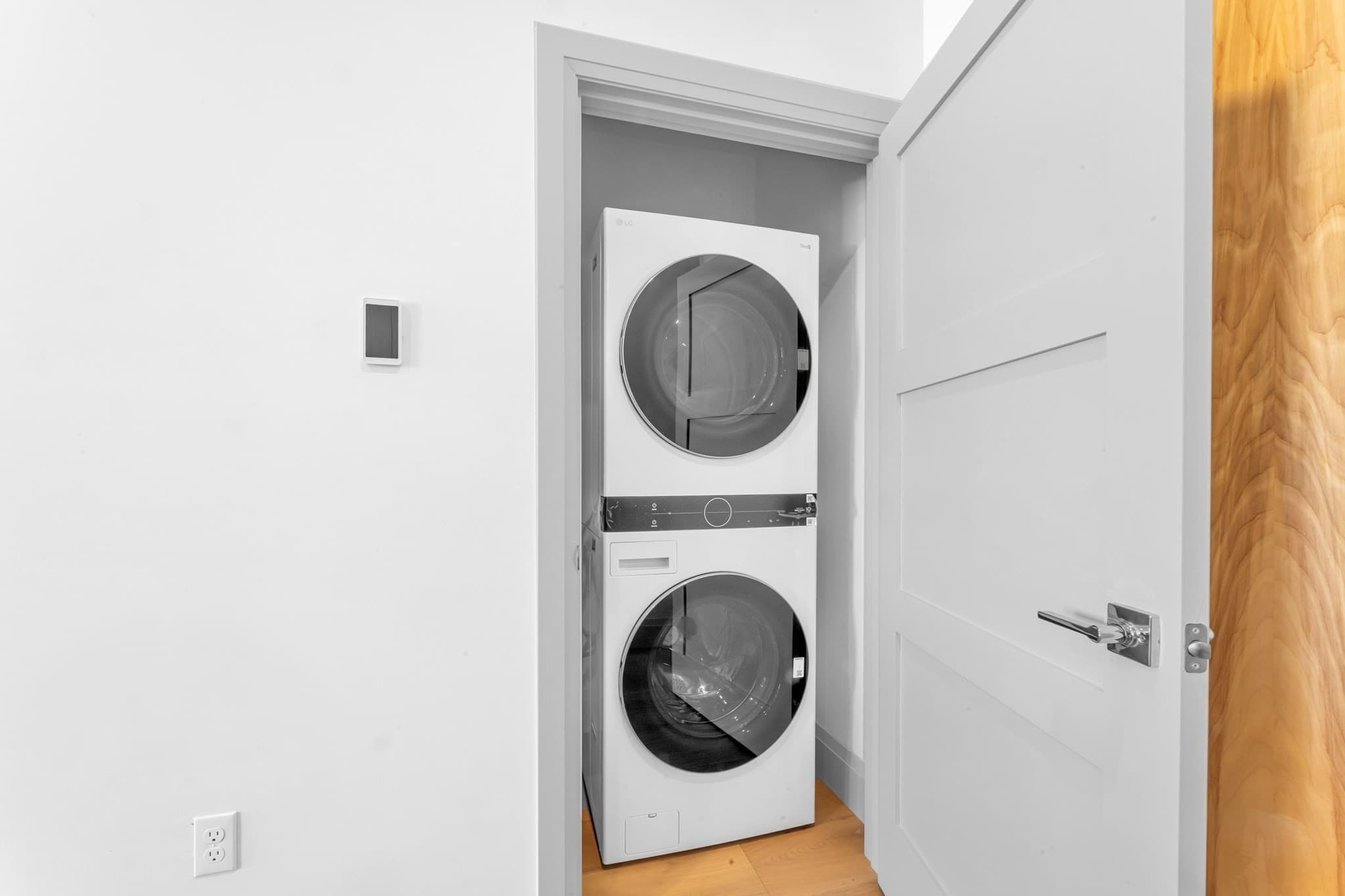 Condominium at 34 Oak Street # 103, Boston MA 02136, Boston, photo 16 of 25