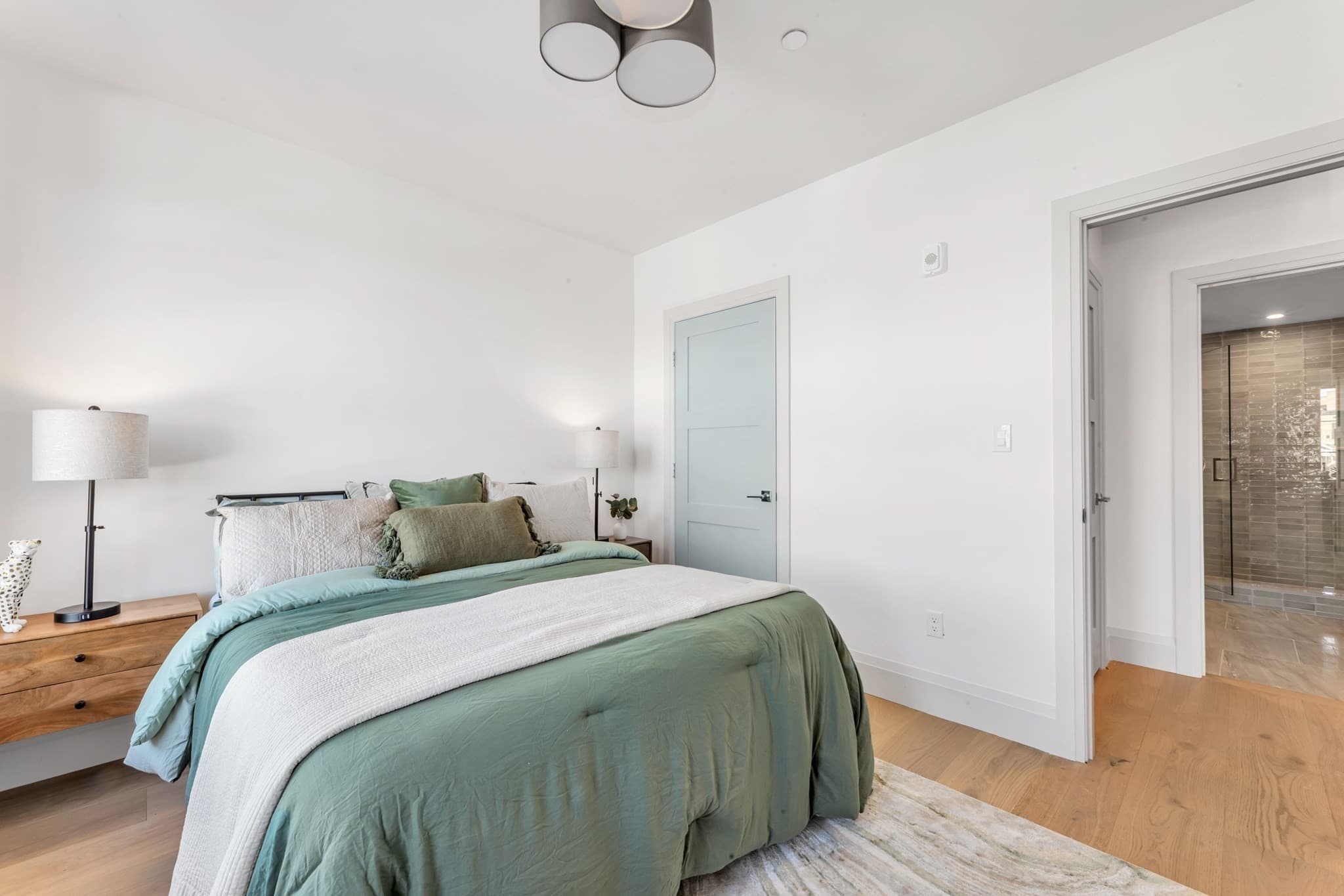 Condominium at 34 Oak Street # 103, Boston MA 02136, Boston, photo 15 of 25