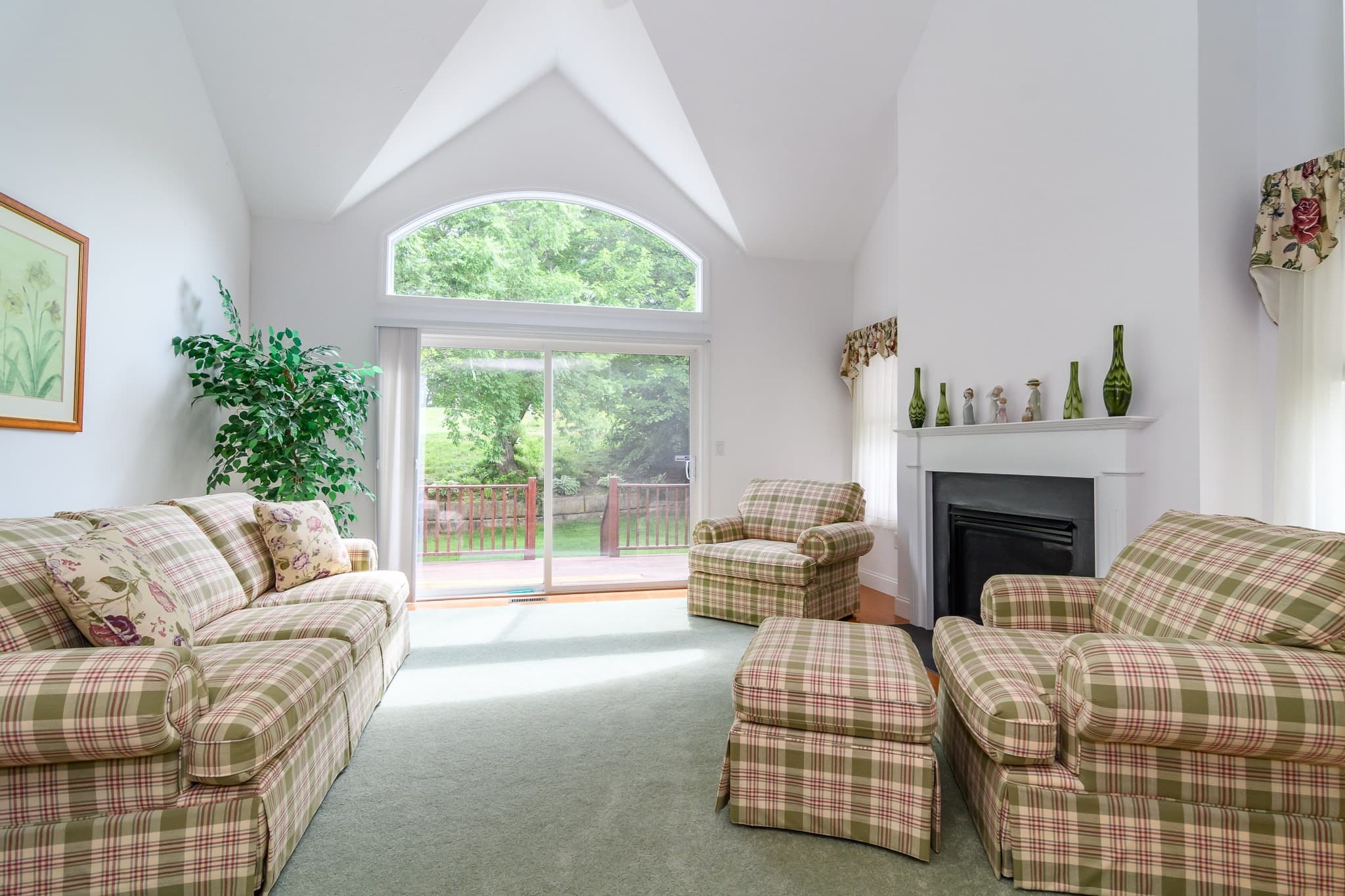 Condominium at 6 Hollyhock Knoll Ct # 115, Bourne MA 02532, photo 5 of 26