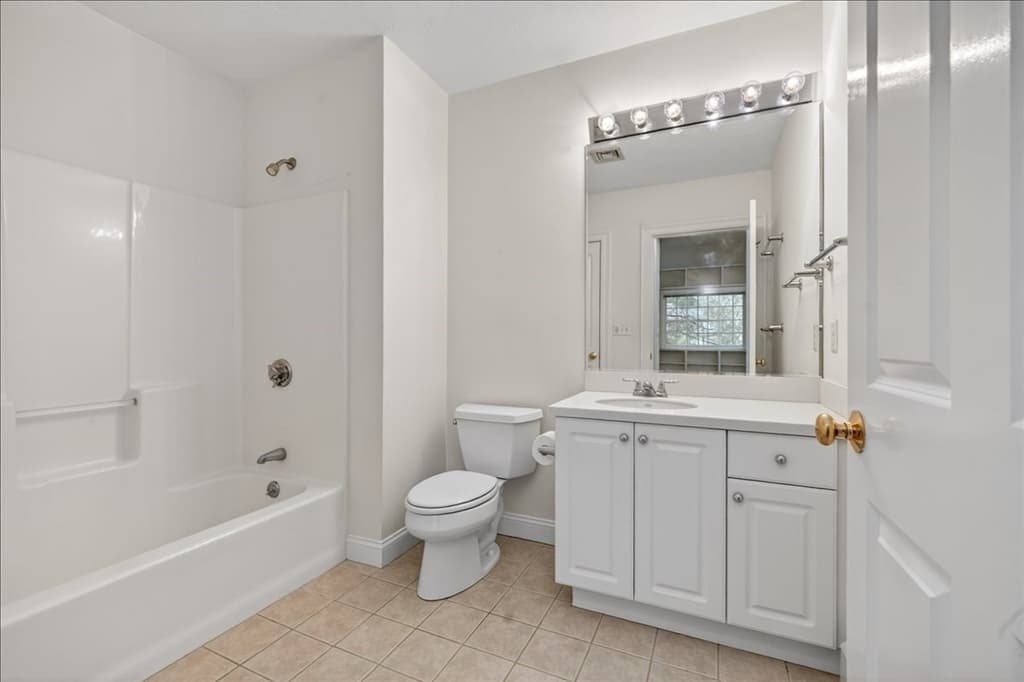 14 Whiting Ln, Hingham MA 02043 photo 33