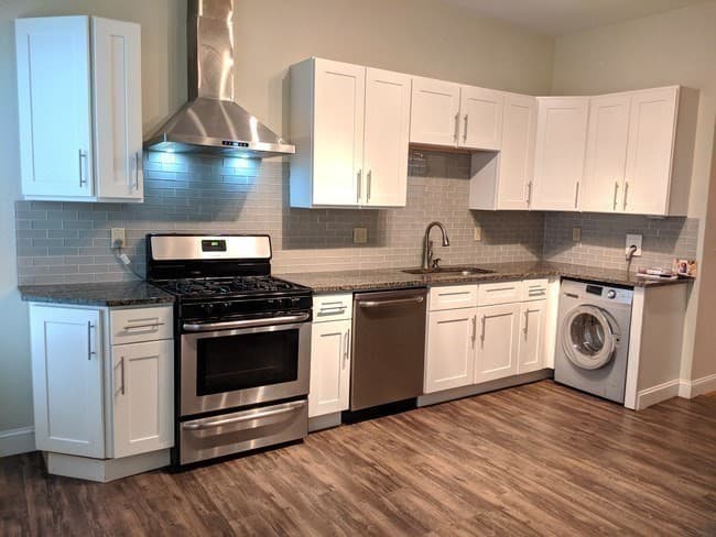 422 Mcgrath Highway, Somerville MA 02143 photo 10